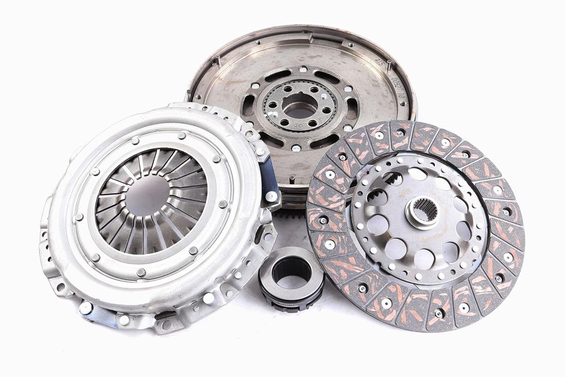 Kit Including Dual Mass Flywheel - FLYWHEEL